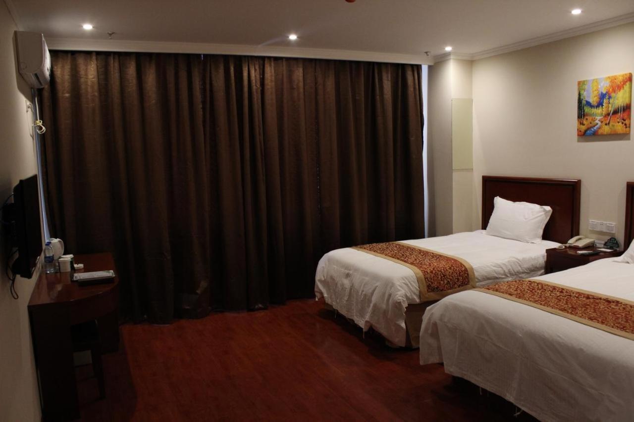 GreenTree Inn Dalian Airport New District Xinzhaizi Express Hotel Exterior foto